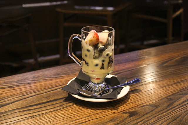 Berry Custard